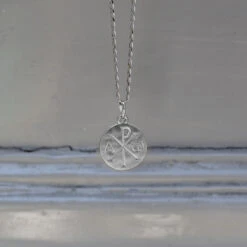 Médaille Chrisme - Argent Massif -Maison de la Médaille Soldes J MDM39 087 AM FC product